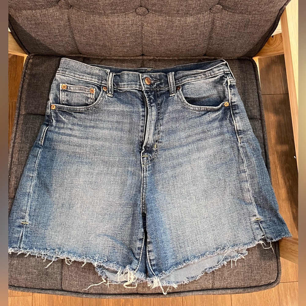 Gap 8T 29 4” shorts high rise denim